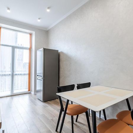 Inshiapartments On Liberty Avenue 2 Львов Экстерьер фото