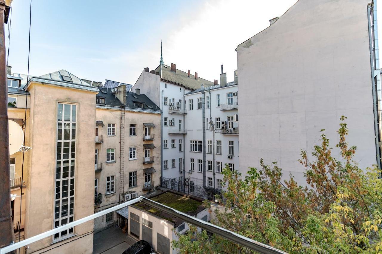 Inshiapartments On Liberty Avenue 2 Львов Экстерьер фото