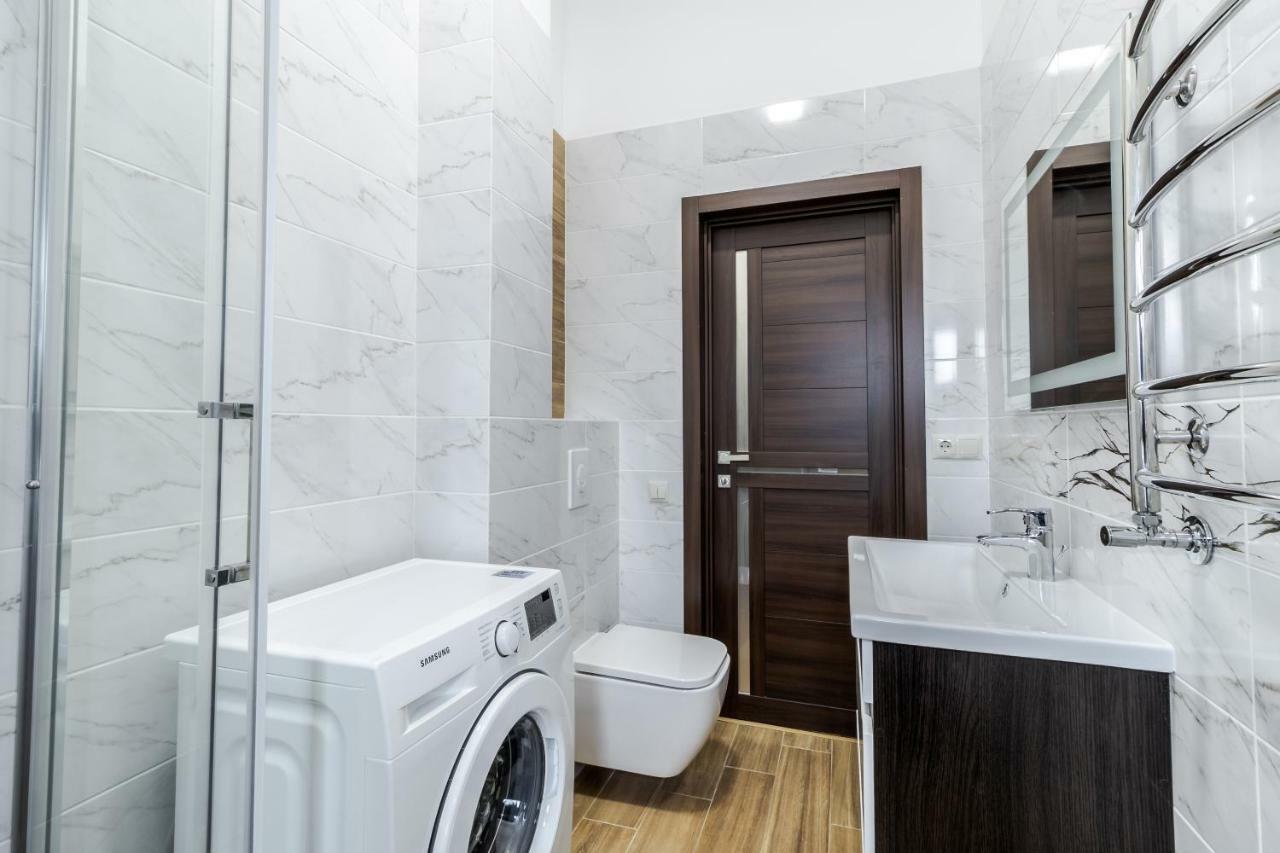 Inshiapartments On Liberty Avenue 2 Львов Экстерьер фото