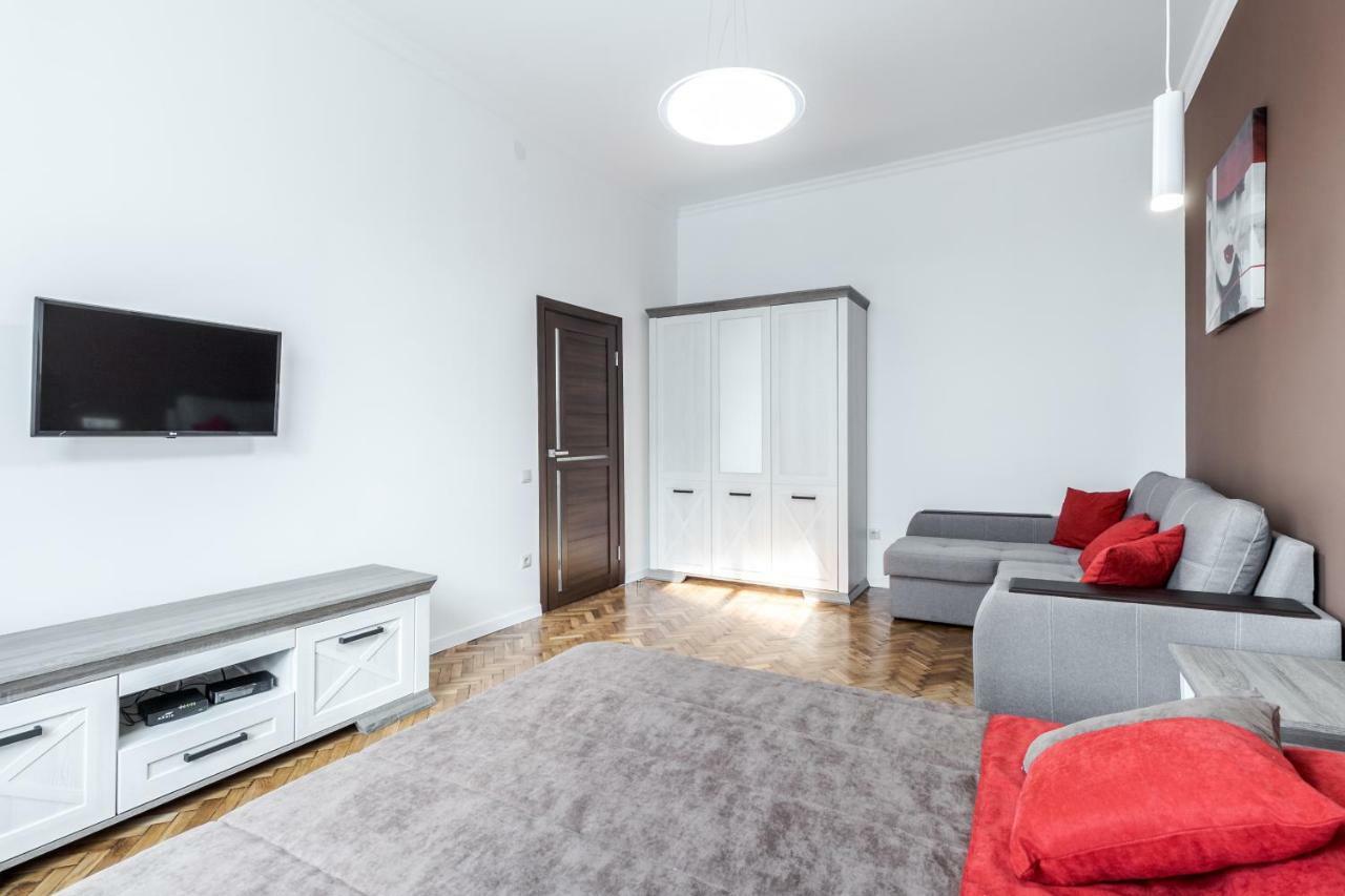 Inshiapartments On Liberty Avenue 2 Львов Экстерьер фото